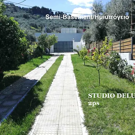 Galini Paralia Platanou شقة