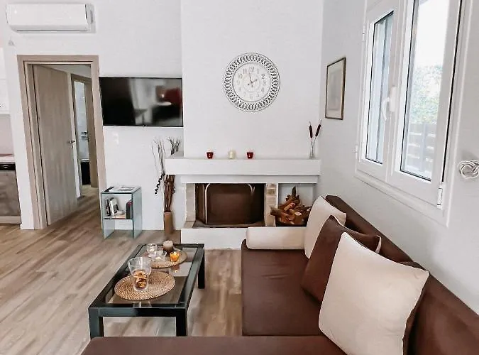 Galini Paralia Platanou Apartman