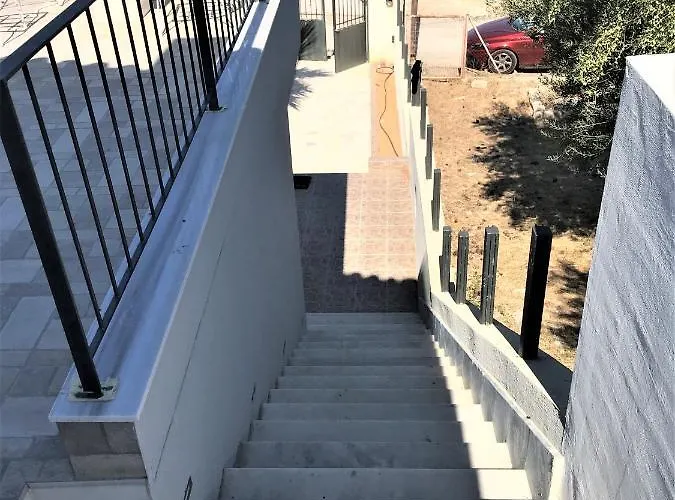 Galini Paralia Platanou Apartman