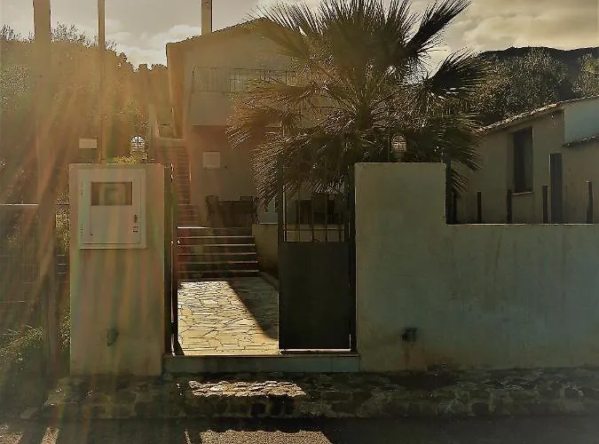 Galini Paralia Platanou *